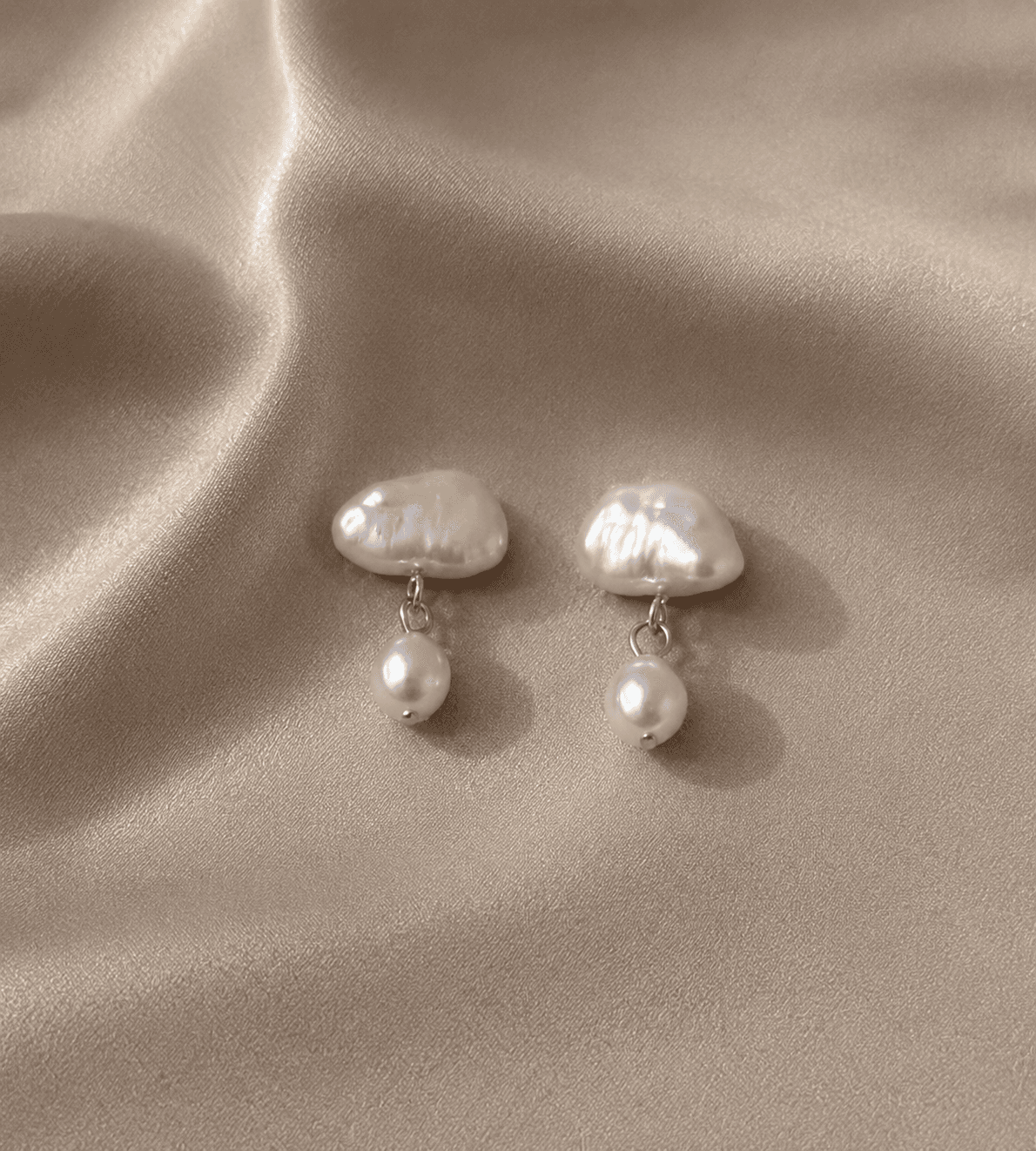 Earrings collection